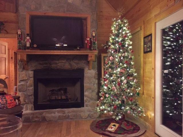 Majestic Springs Lodge Cabin McCookville Bagian luar foto