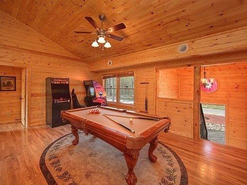 Majestic Springs Lodge Cabin McCookville Bagian luar foto