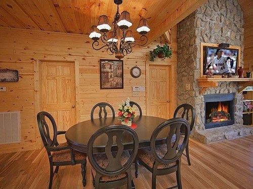 Majestic Springs Lodge Cabin McCookville Bagian luar foto